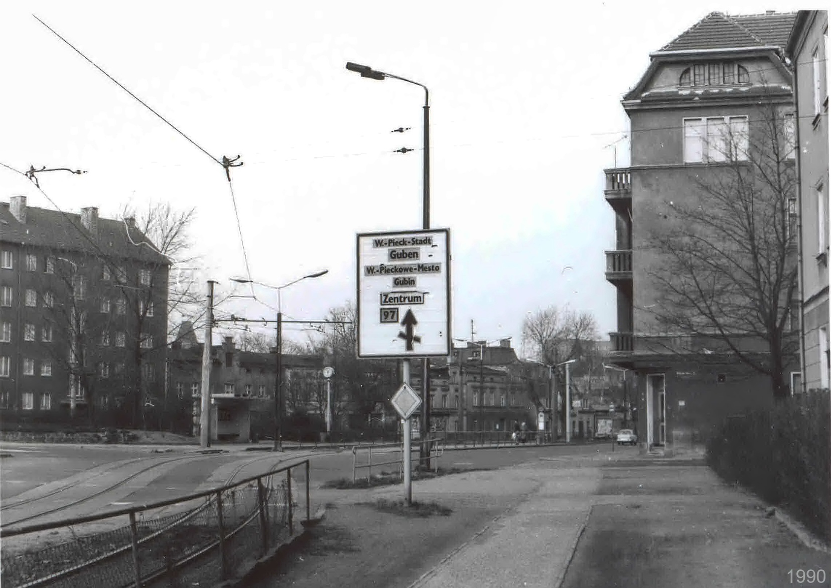 Straße der Jugend / Wilhelm-Pieck-Straße (heute Ottilienstrasse)