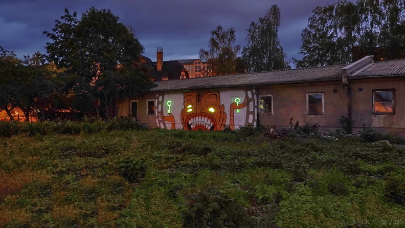 2020-06-10 20-09-14_Text.jpg